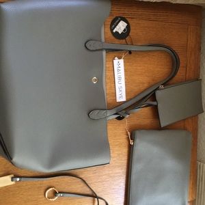Malibu Skye Alicia Tote 3 piece set
